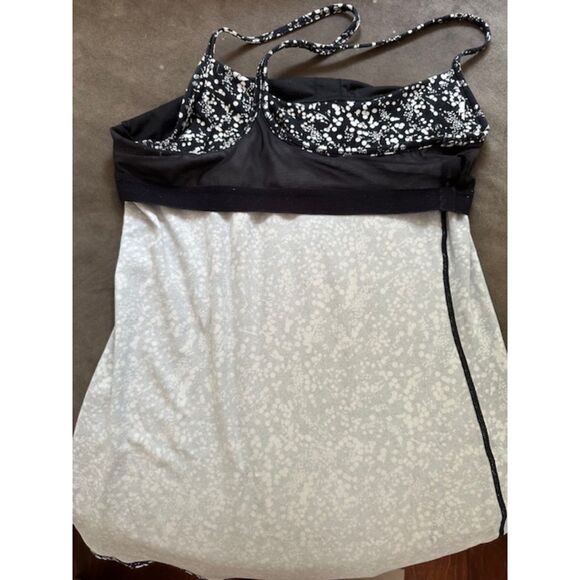 Lululemon Power Pose Chirasu Work Out Tank Size 8 - Picture 4 of 7